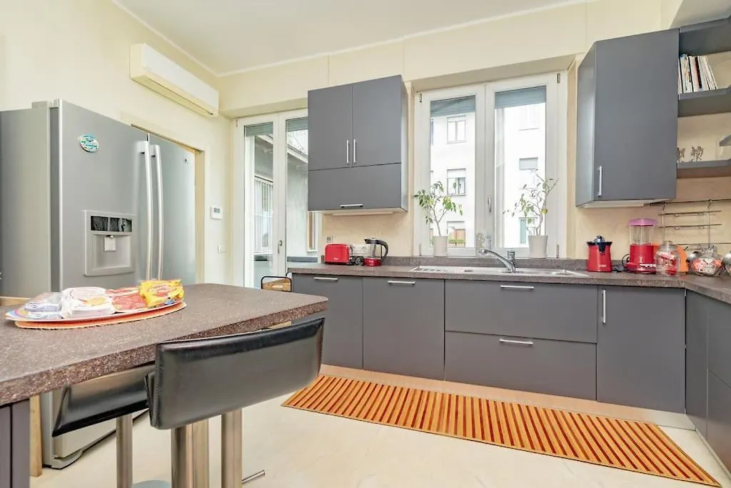 Apartment Duomo - Attico Con Terrazzo Nel Cuore Di Milano