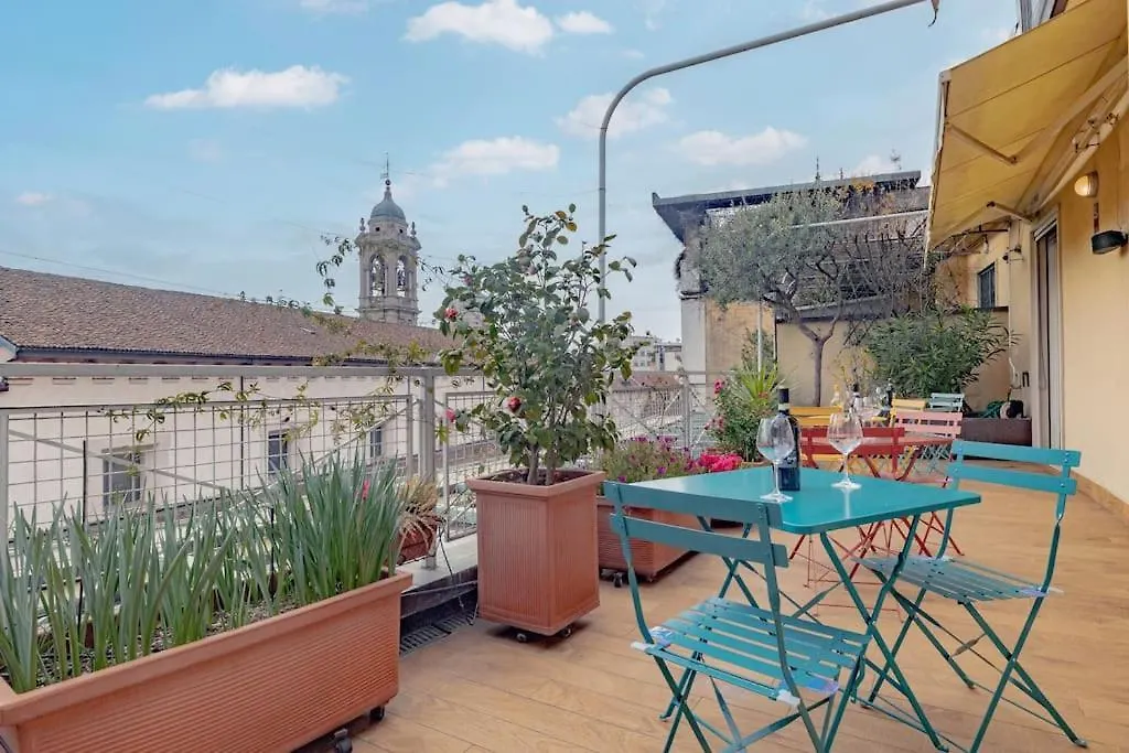 Apartment Duomo - Attico Con Terrazzo Nel Cuore Di Milano